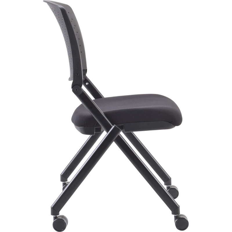Chaise empilable emboîtable, Non