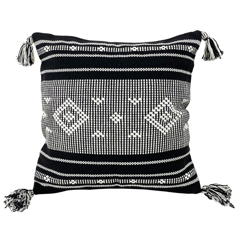 Coussin décoratif tribal en coton tissé à motif de losanges noirs et blancs 18 po