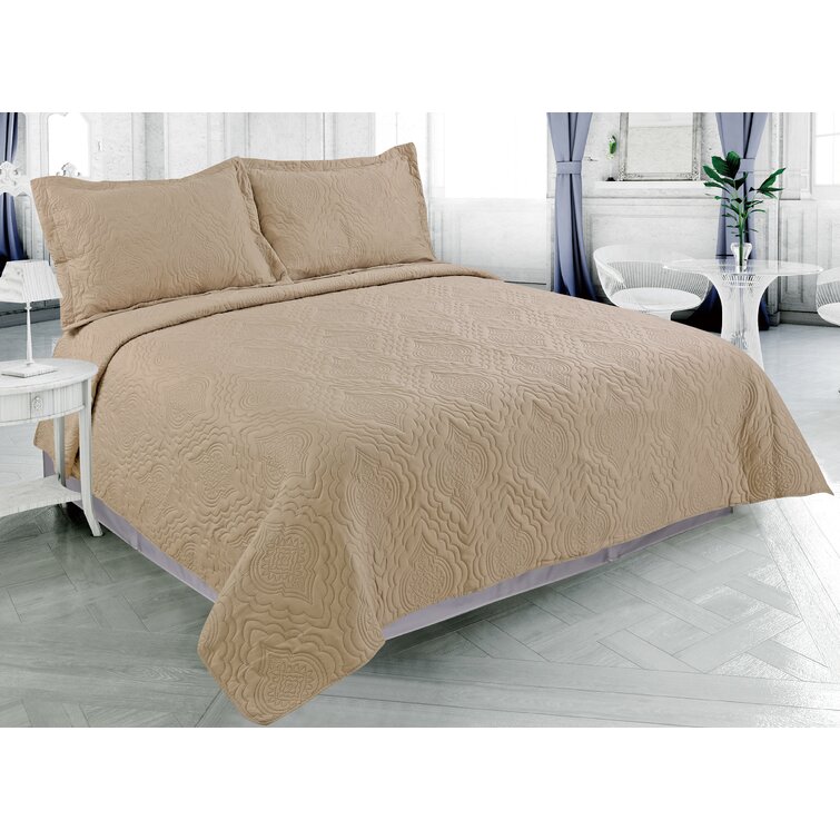 Rugeley Microfiber Reversible Quilt Set Alcott Hill Color: Taupe, Size: Queen Quilt + 2 Queen Shams