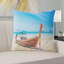 Coussin de mer tropical avec bateau-60572654