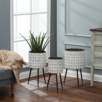 3-Piece Set Distressed Standing Metal Pot Planter