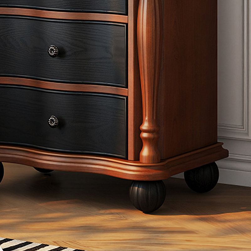 Commode d'appoint en bois de style classique., Noir / brun
