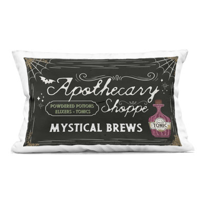Coussin Mystical Brews Apothecary Shoppe, imprimé par Jennifer Pugh