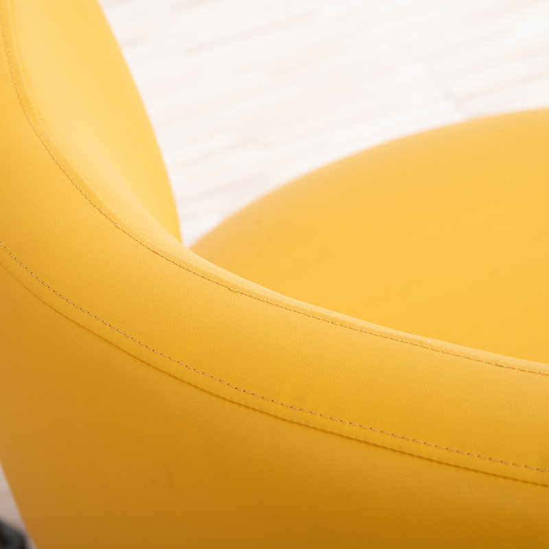 Fauteuil pivotant de 29,13 po de largeur