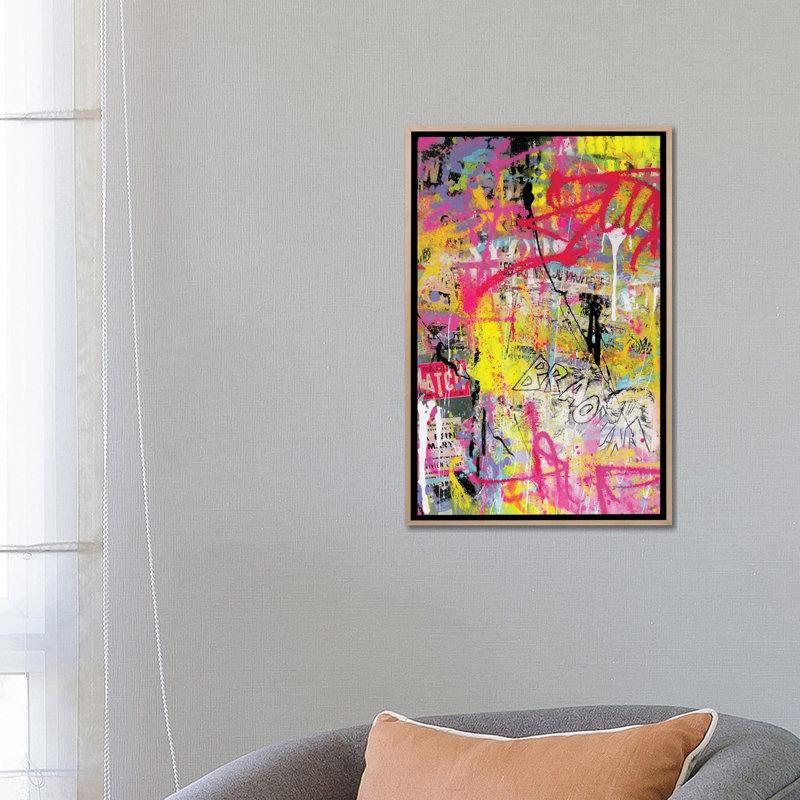 Peinture rose graffiti, Toile avec cadre flottant en bois naturel, H 26 po x l 18 po x P 1,5 po
