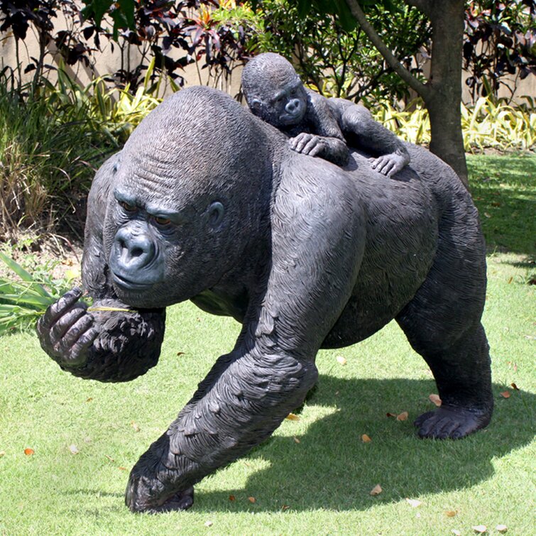 The Lowland Gorillas MoTher and Child Great Ape Statue