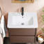 Meuble-lavabo moderne brun foncé et lavabo en porcelaine, solution de salle de bain peu encombrante