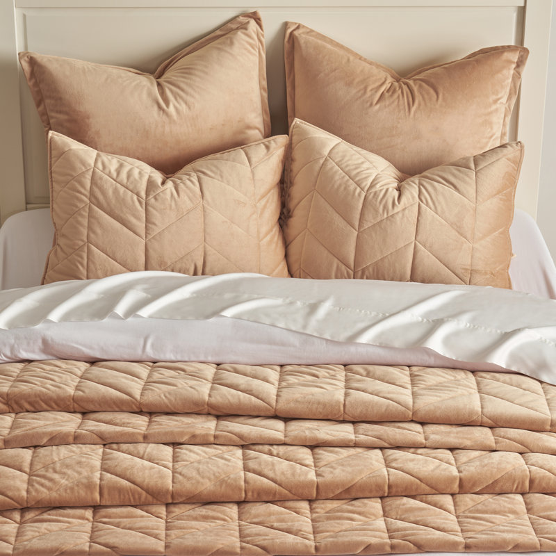 Ultra Soft Velvet Quilt Set, Queen Quilt + 2 Queen Shams, Khaki Tan
