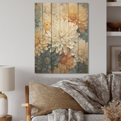 «Blue and White Mums Flowers Elegance I - Mums», art sur bois de pin naturel