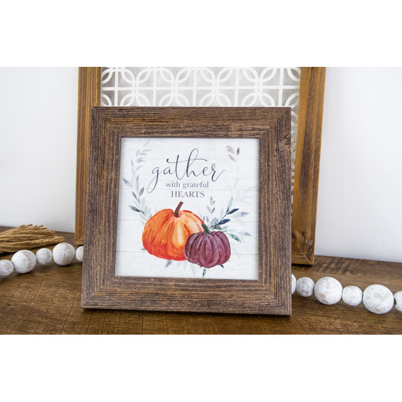 Plaque de décoration de citrouilles à cœurs rassemblés