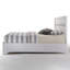 Grand lit moderne avec rangement blanc
