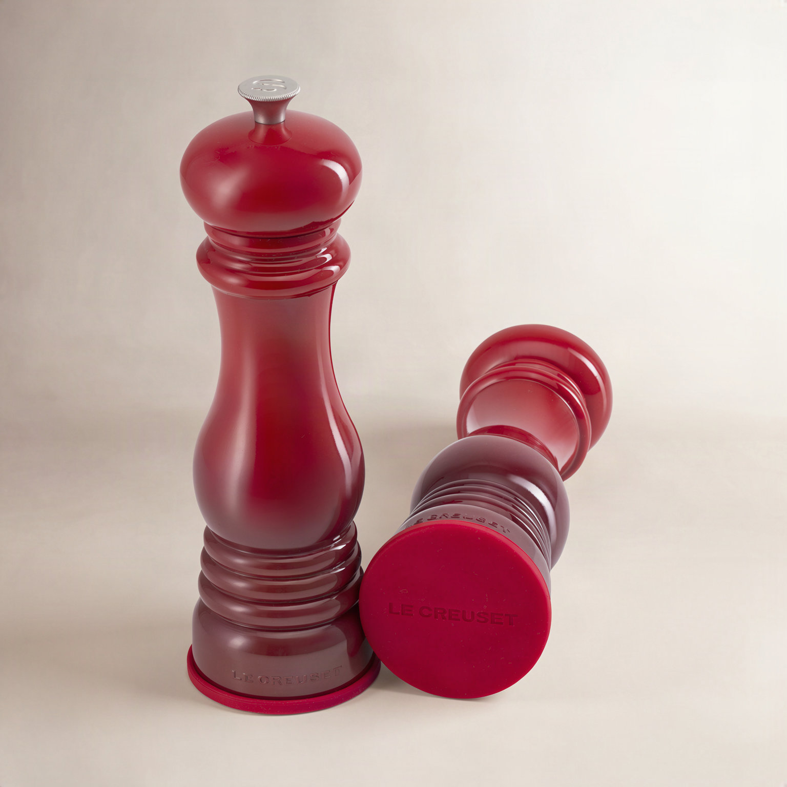 Le Creuset Silicone Salt and Pepper Mill Caps Set, Cerise
