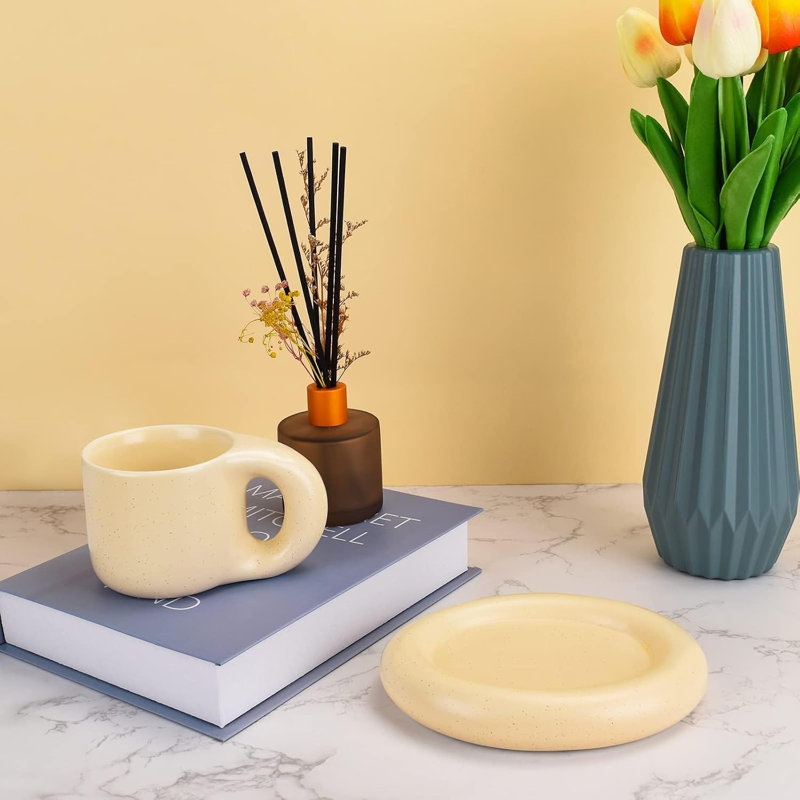 Fat handle ceramic cup set