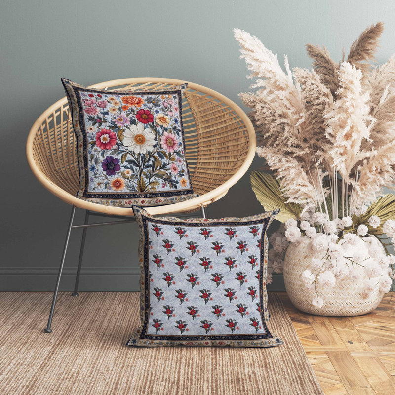 Coussin en faux suède Bloom Burst, Carré 26 po