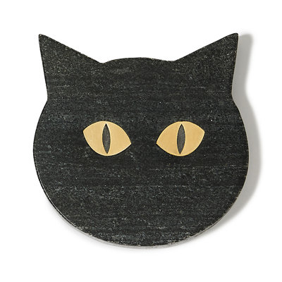 Marbre noir d'Halloween avec planche de service en marqueterie de laiton noir