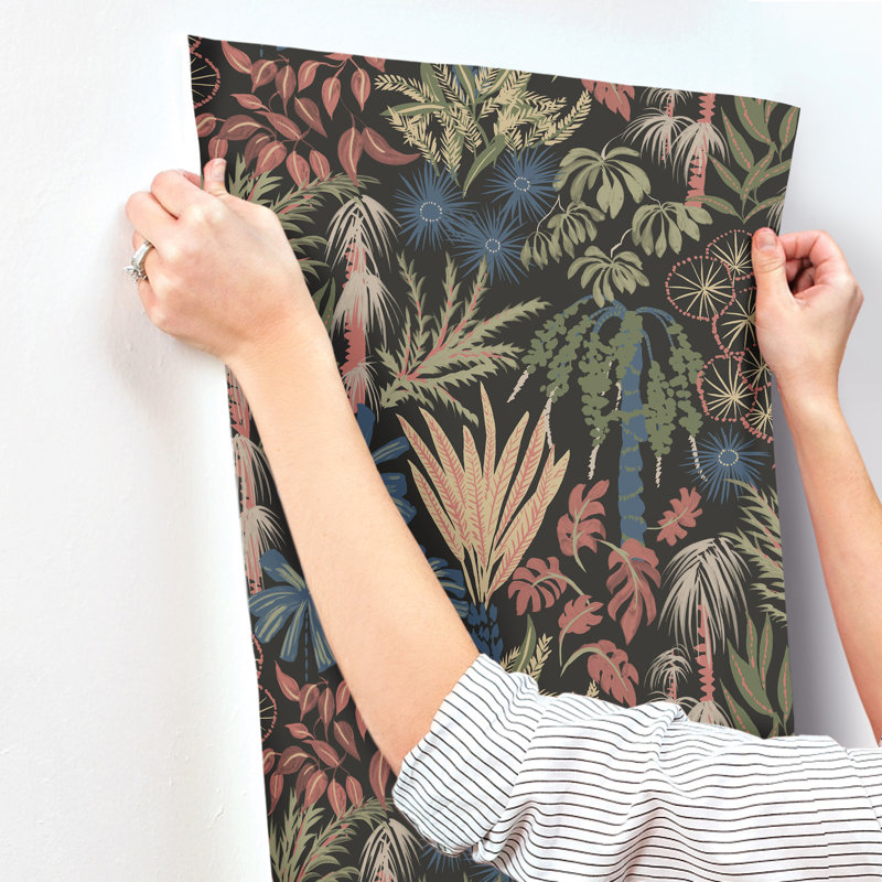 Star Flower Floral Trail Wallpaper, Black
