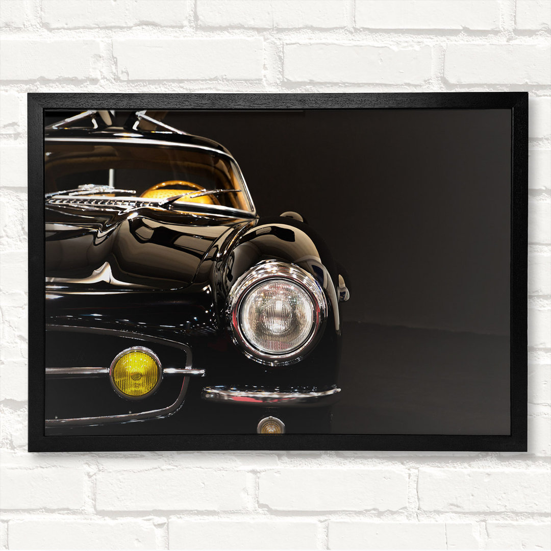 Classic Car Headlight Black - Closed Corner Frame Kunstdrucke auf Holz