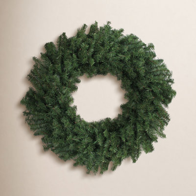 Canadian Pine Artificial Christmas Wreath Unlit