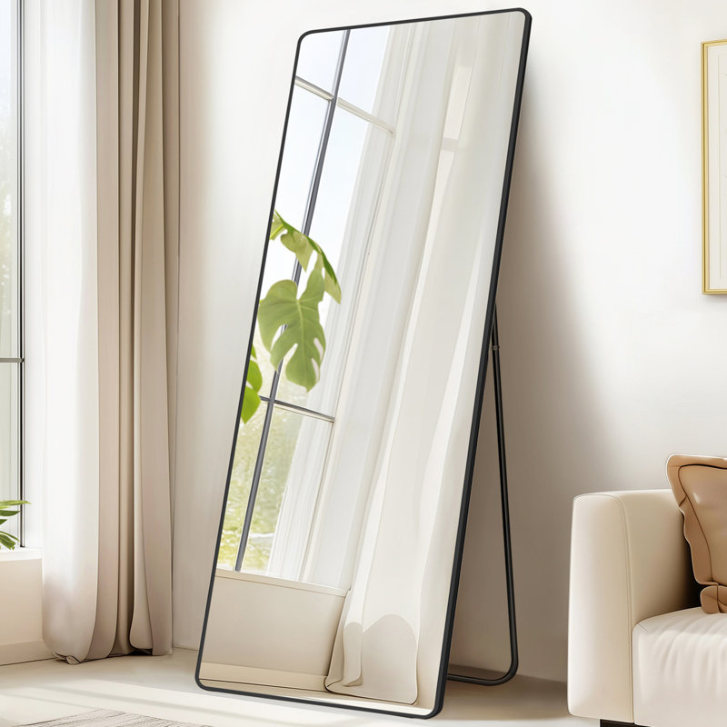 Miroir sur pied 63 po 