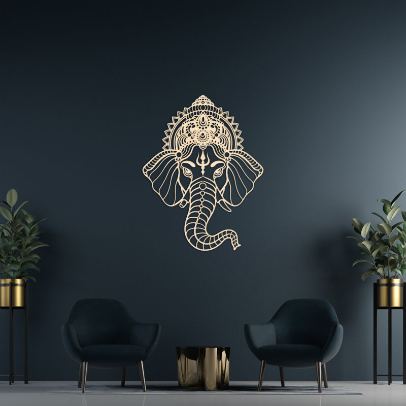 Décoration murale Ganesha et Trishul Trident - bouleau baltique naturel, H 32 po x l 24,7 po x P 0,25 po