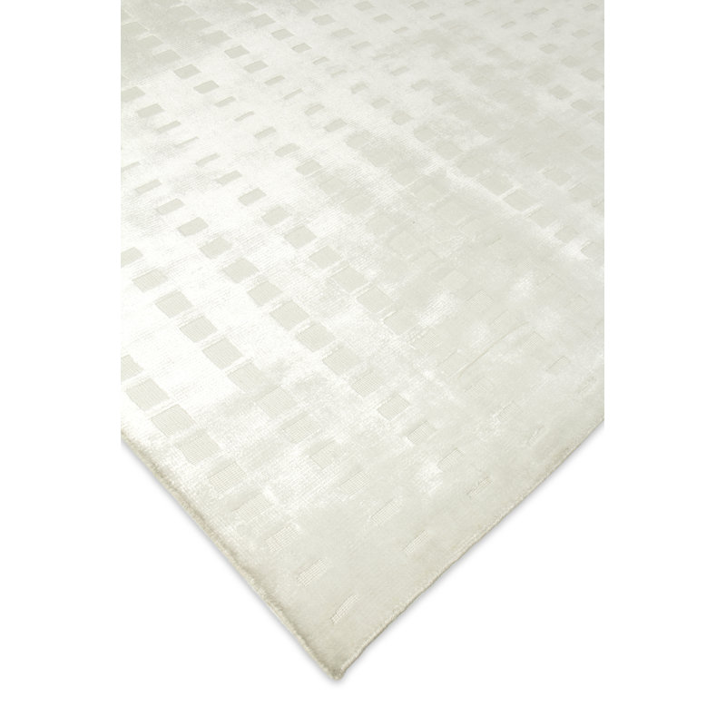 Dovey handloomed Bamboo Silk White Area Rug