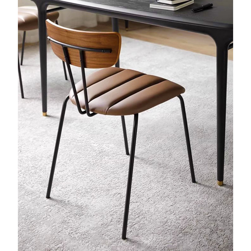 Modern And Simple Solid Wood Dining Chairs With Stackable Backrests