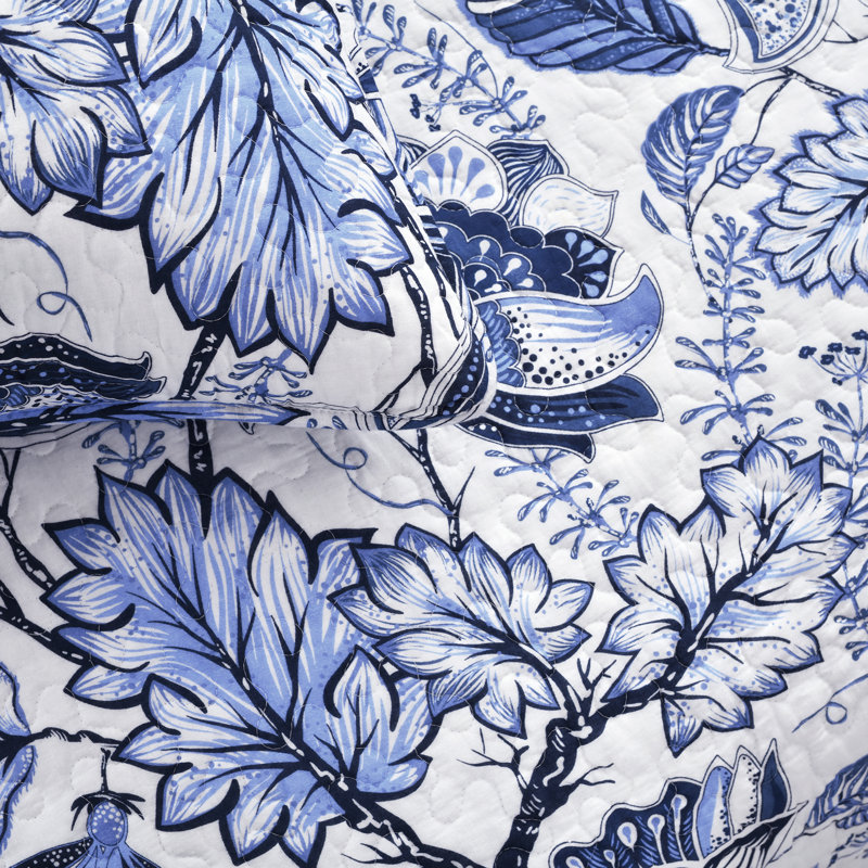 Blue Floral Cotton Reversible Full/Queen Quilt Set