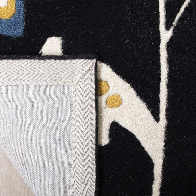 Soho Hand Tufted Wool And Viscose Floral Rug, Runner 2'6" x 8'