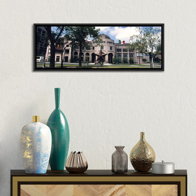 « facade d’un bâtiment, musée de l’état de l’état du texas, austin, texas, états-unis », impression sur toile tendue