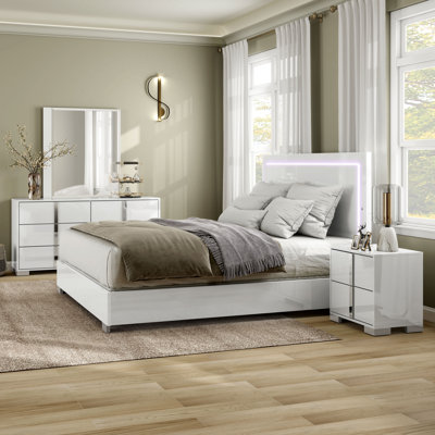 Ensemble de chambre à coucher 4 pièces Duckworth