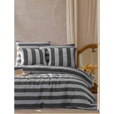 XXL Quilt Cover Set, Brown, 61 x 87 | 70% Cotton / 30% Polyester, 120 Thread Count | Includes 1 Pillowcase (31.5 x 31.5) | Machine Washable, Button Closure for Quilt Cover, Elegant & Cozy Bedroom Décor