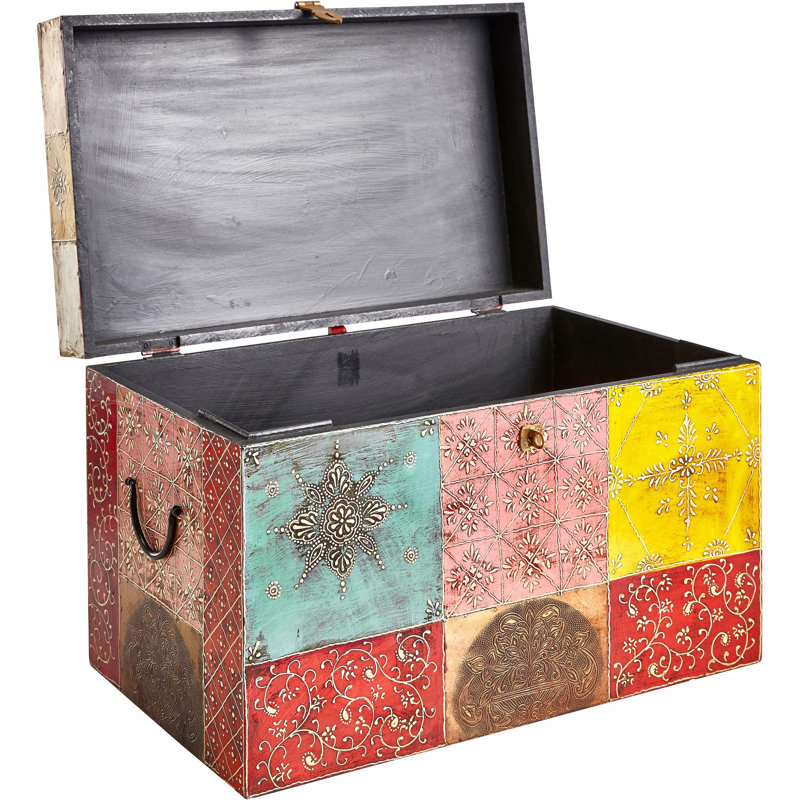 Dessa Accent Trunk