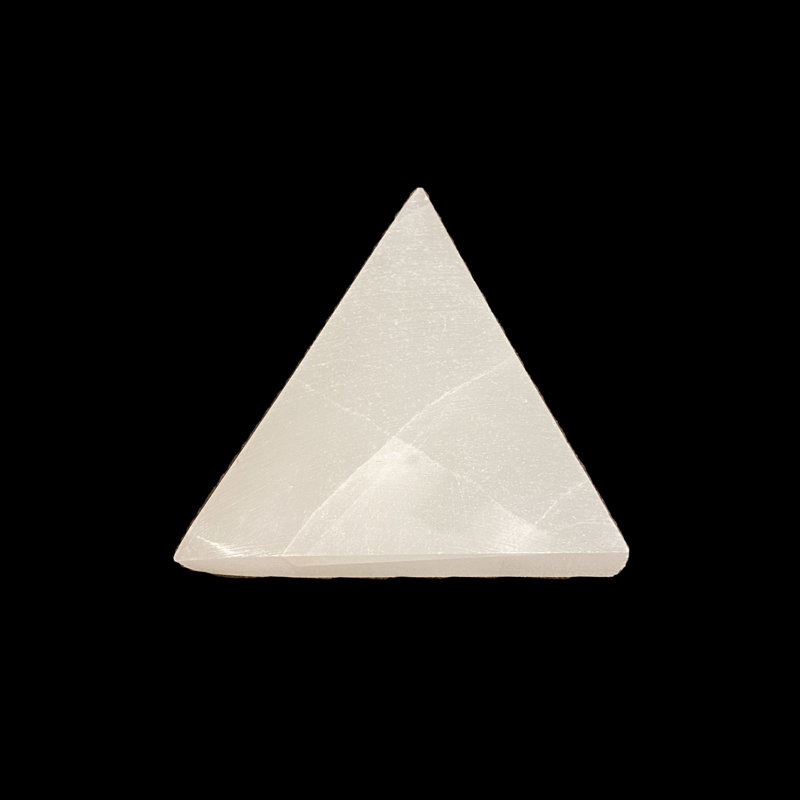 Sculpture triangulaire