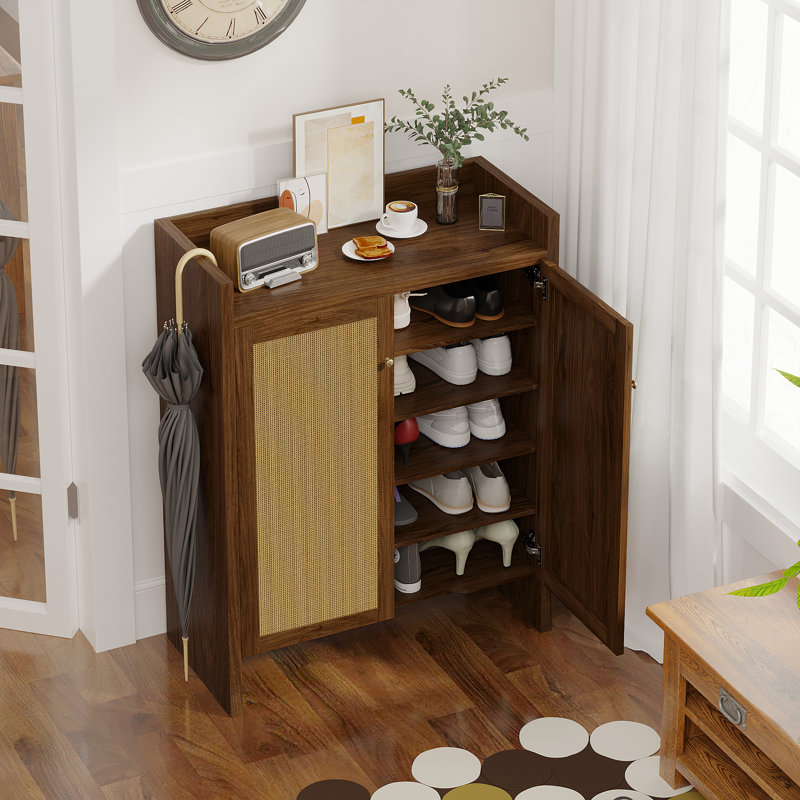 Armoire à chaussures 42,5 po en rotin avec portes