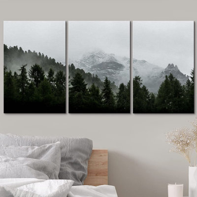 «Misty Forest Landscape Mountain with Fog Natural», reproduction de photo sur toile 3 pièces