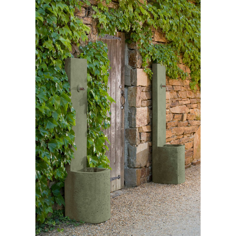 Fontaine en béton avec lumière Echo, Bronze cuivré
