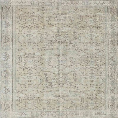 Tapis beige contemporain