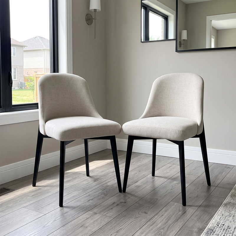 Chaise de salle à manger moderne rembourrée en 2 pièces avec pieds en bois massif, idéale pour la cuisine et la salle à manger.