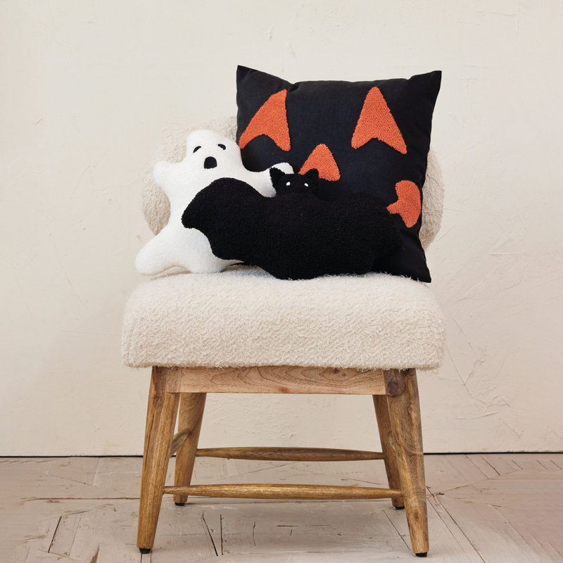 Coussin en faux sherpa