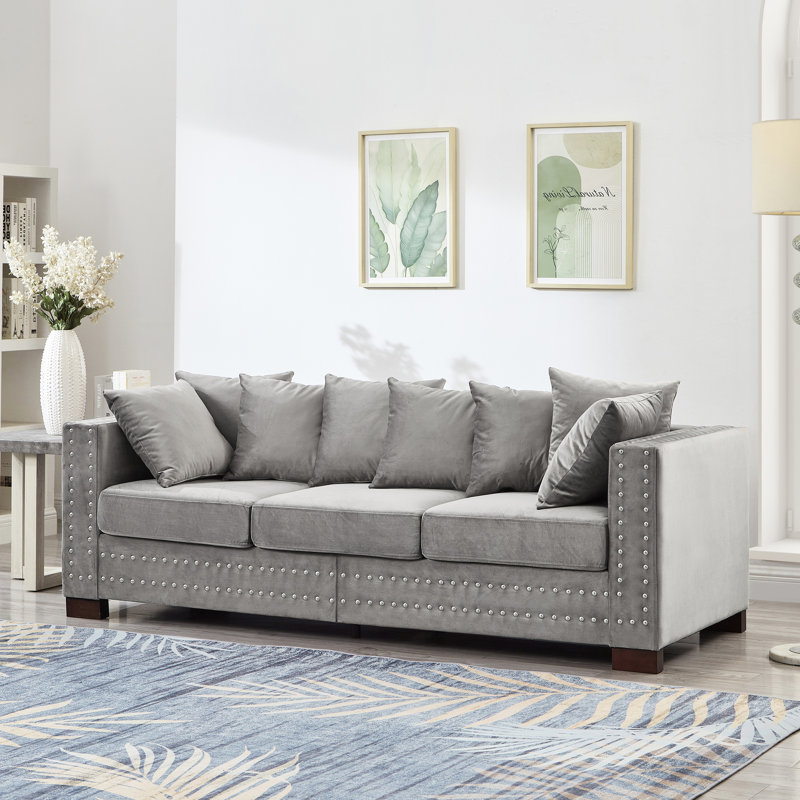 Velours moderne gris à 3 places avec clous carrés et argentés, repose-pieds en bois massif, coussin à haute élasticité, housse amovible, rangement inférieur gris, accoudoirs, siège à ressorts ensachés, housse en dessous