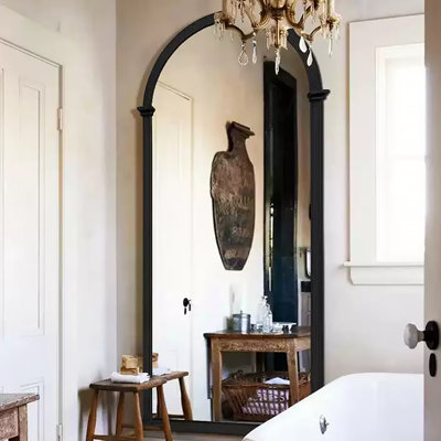 Miroir pleine grandeur de style français à fixation murale au sol