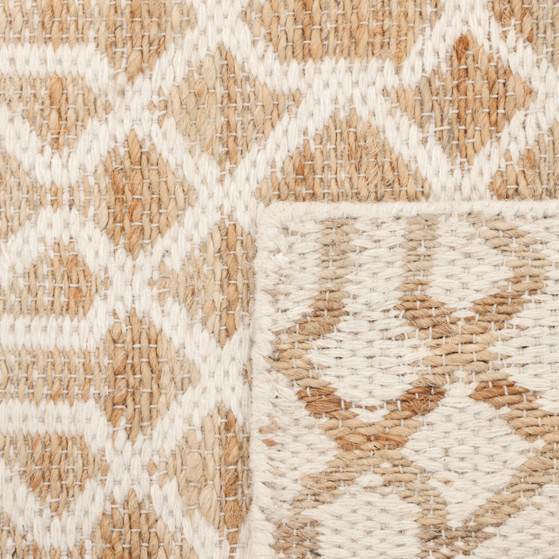 Sophie Trellis Area Rug in Ivory, Rectangle 3' x 5'