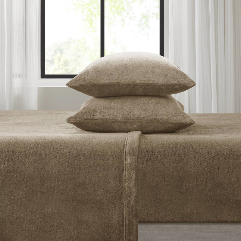 Grand drap 4 pièces en taupe - 100% ultra doux et ajusté 2 taies d'oreiller brossées des deux côtés en velours lavable à la machine
