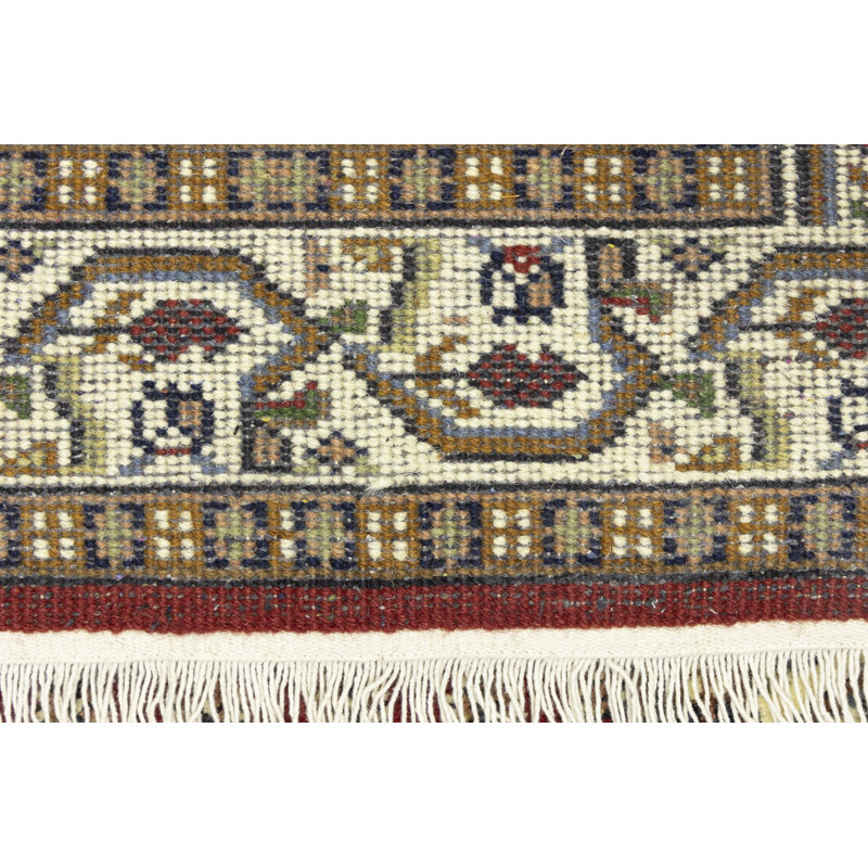 Tapis rouge Indo Botemir à motif floral rouge 2 pi 5 po x 8 pi 9 po