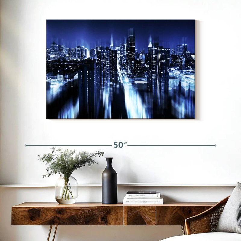 Nicci Blue Night Manhattan, H 26 po x l 39 po