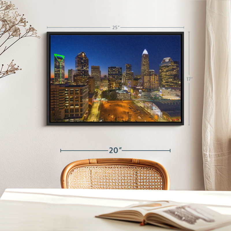 «Charlotte Night Skyline Wall Art», H 25 po x l 17 po