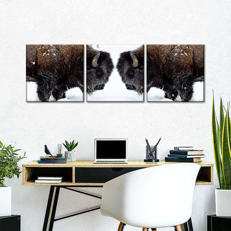 Bison Clash Wall Art, reproduction d'art sur toile, H 92 po x l 30 po x P 1,25 po