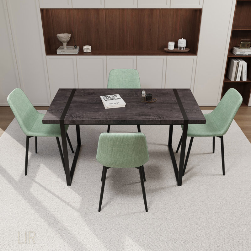 Ensemble de salle à manger moderne 5 pièces avec table en bois aggloméré, base en métal et chaises en suède pour un décor élégant