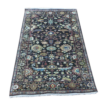 Tapis en laine noir noué la 3 pi 11 po x 5 pi 11 po one-of-kind-the main