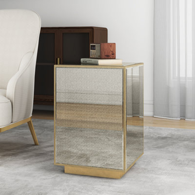 Table de bout rectangulaire en verre et en bois manufacturé Adelais
